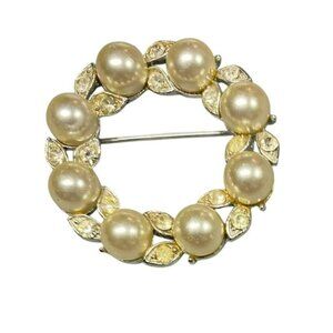 Vintage Signed Lisner Faux Pearl & Rhinestone Circle Brooch Pin